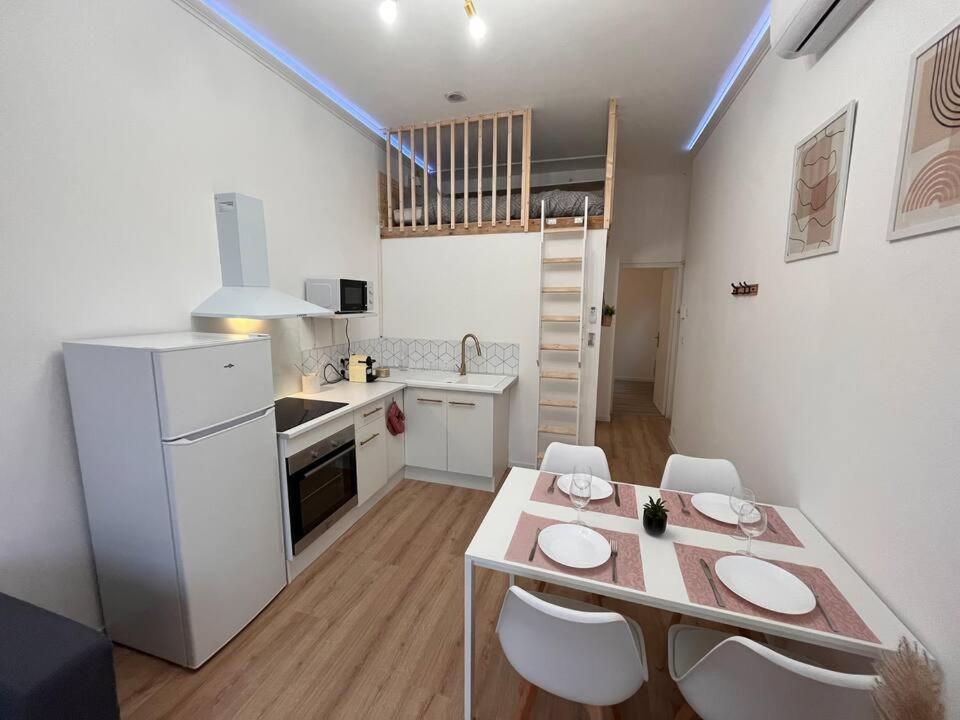 Montsejour - Logement Climatise Netflix, Mezzanine Carcassonne Exterior foto